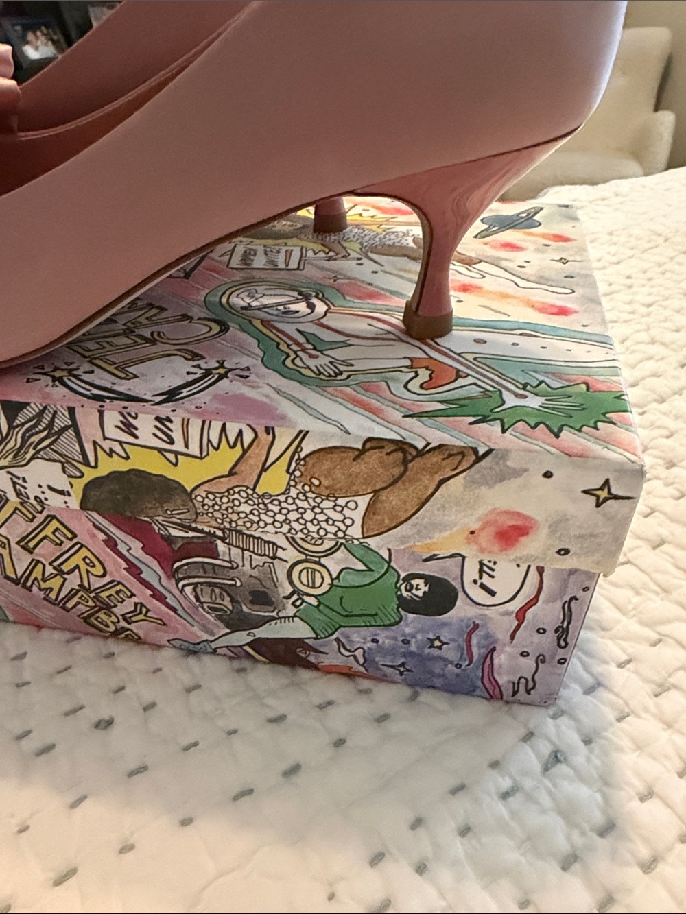 Jeffrey Campbell Pink Satin Bow Pointed Flats - Picture 5 of 5